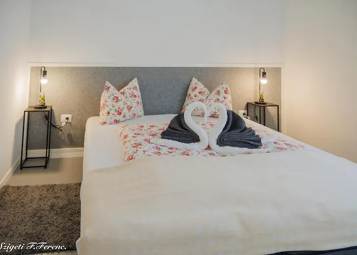 דירה Sleeps 4 With Free Parking *