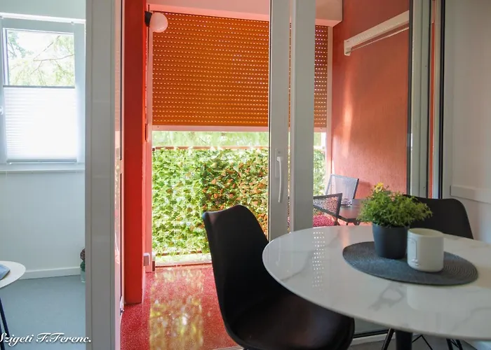 Sleeps 4 With Free Parking רייקה