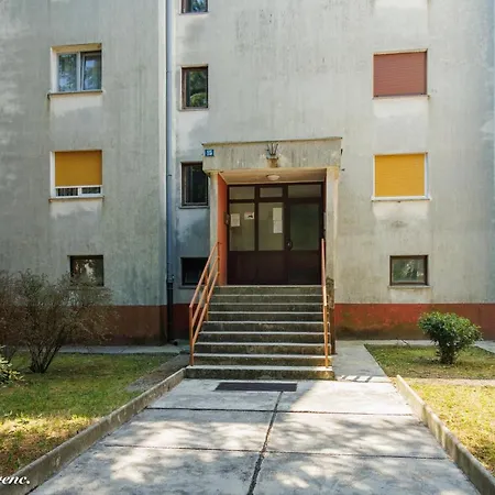 Captivating 1-bed In With Parking Apartment